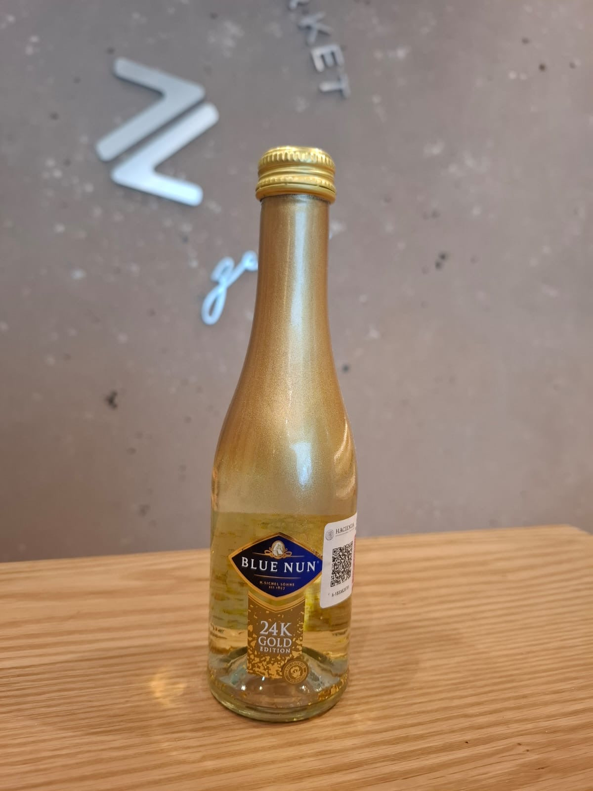 Vino blanco Blue Nun 200ml