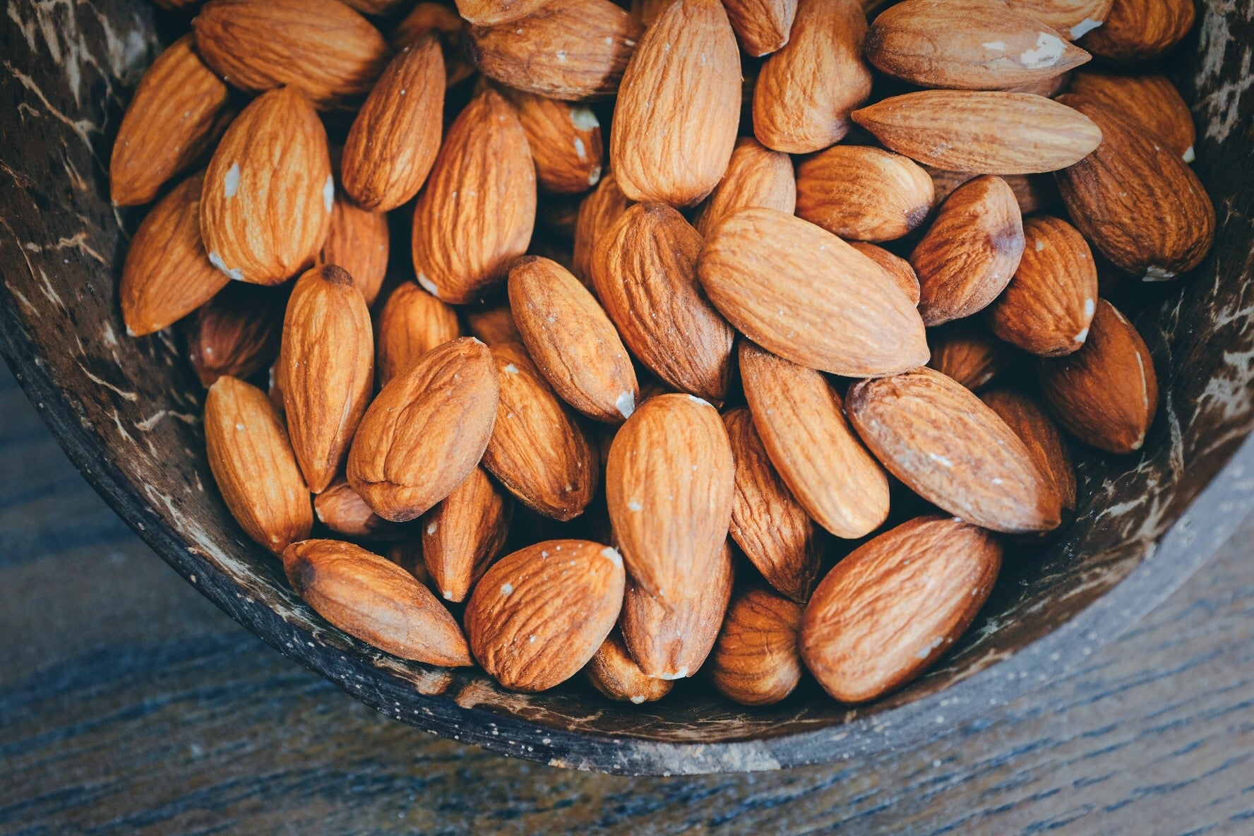 Almendra salada